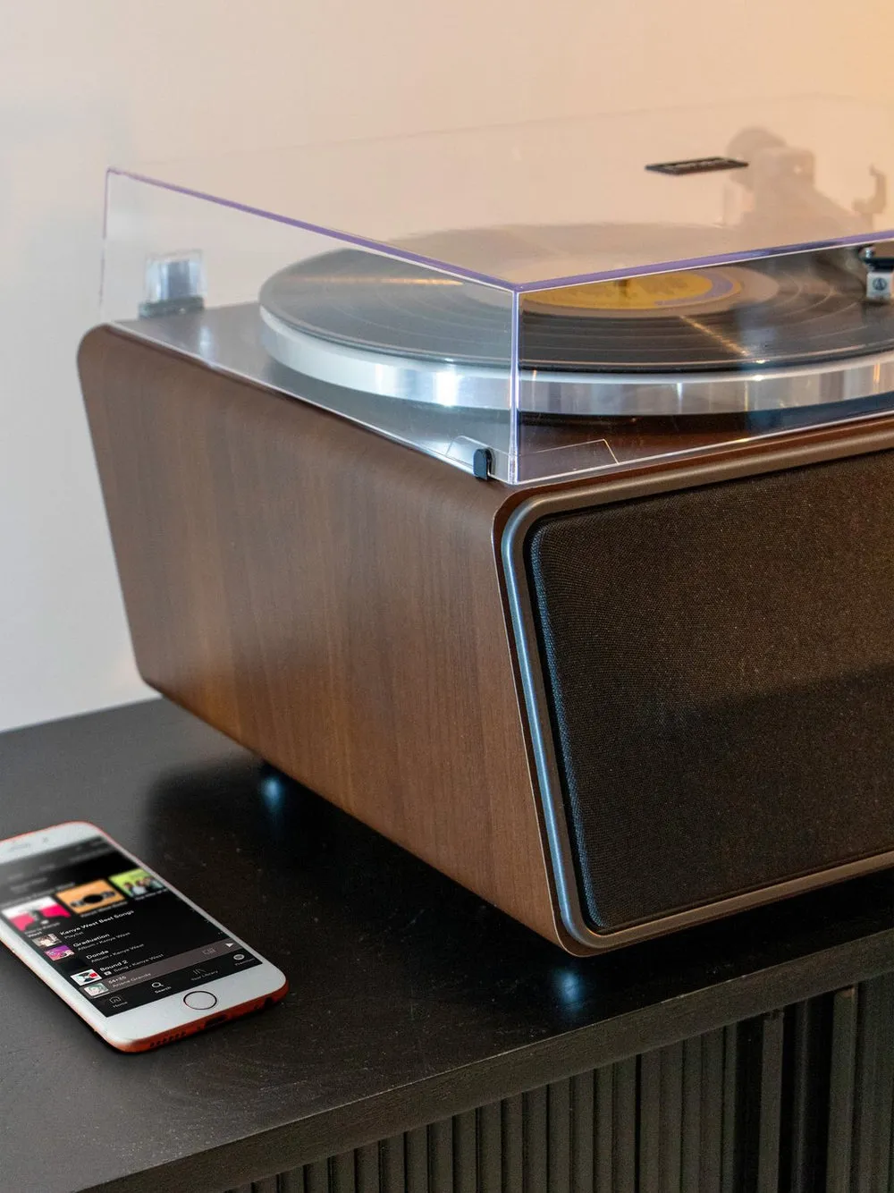 Lenco LS-470WA Belt Drive Bluetooth Turntable with Built In Speaker Walnut