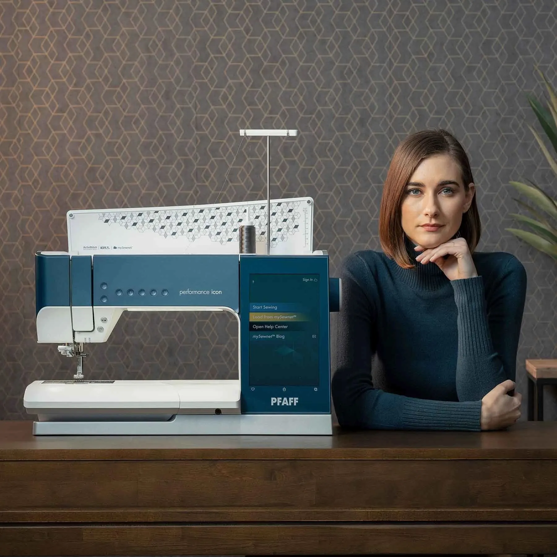 PFAFF® performance icon™ Sewing Machine